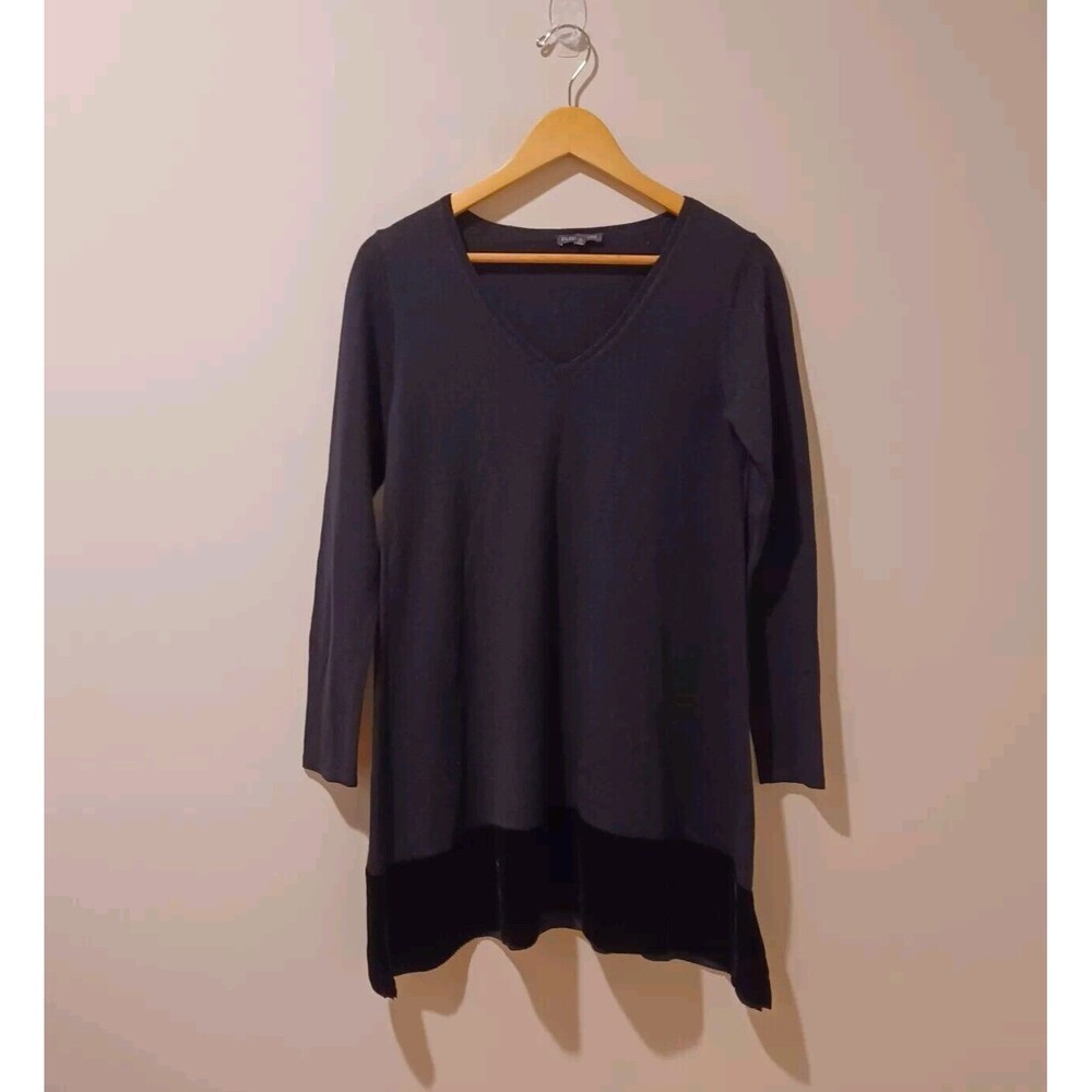 Eileen Fisher V-neck Merino Wool Long Sleeve Top Black Sweater Velvet Hem XS